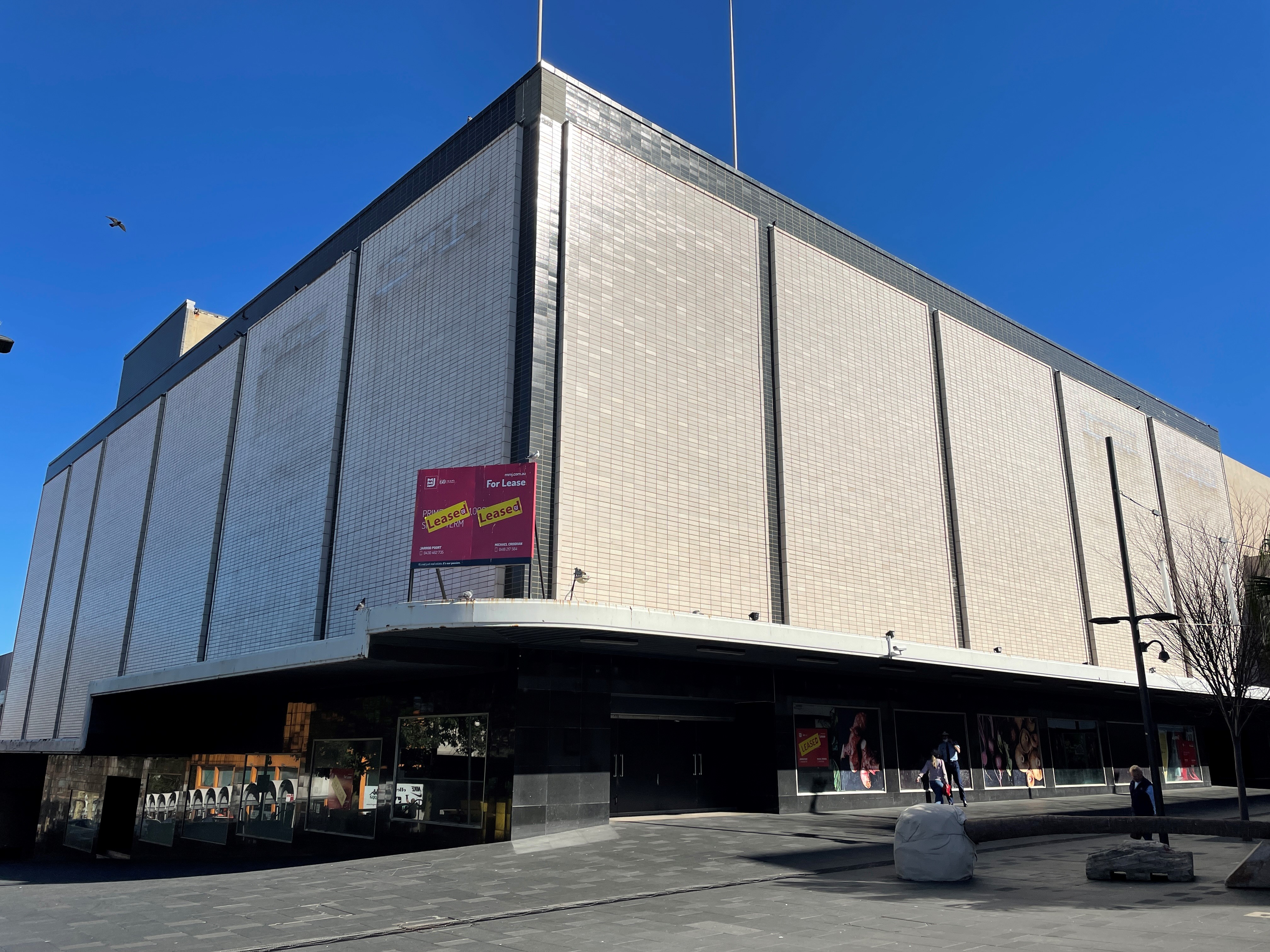 External facade